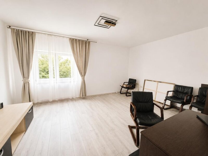 Ilfov Casa P+1+ mansarda, curte amenajata cu 4 locuri de parcare, luminoasa