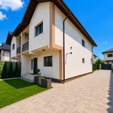Ilfov Casa P+1+ mansarda, curte amenajata cu 4 locuri de parcare, luminoasa